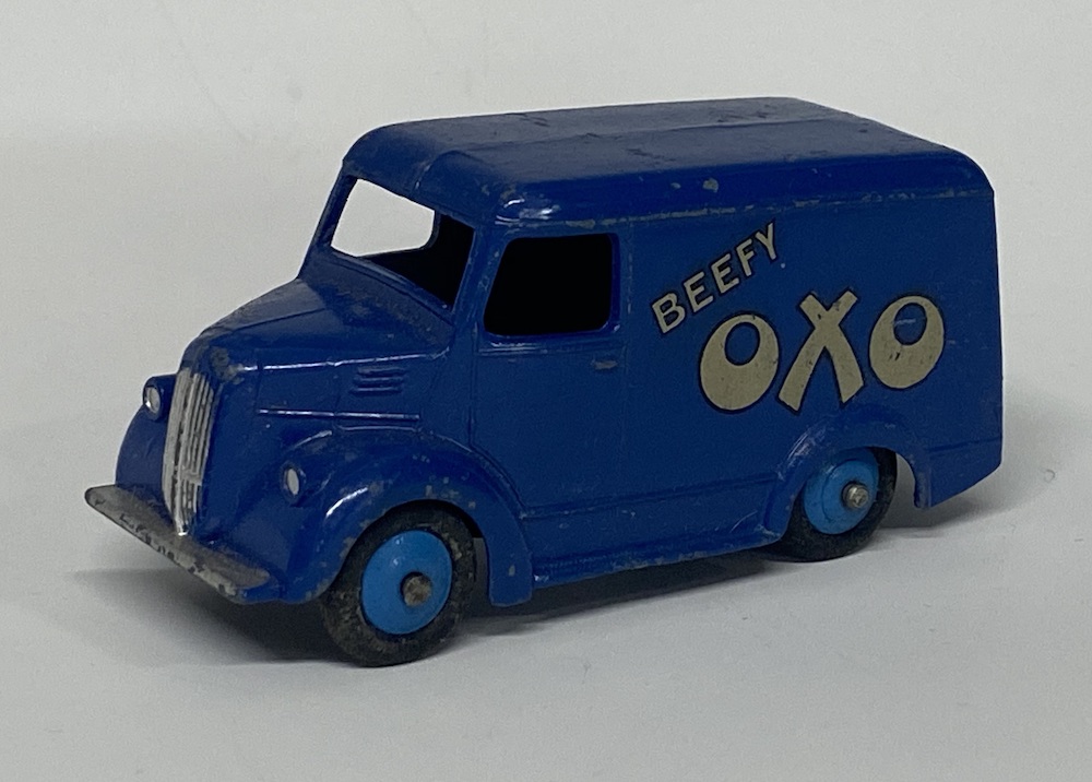 Dinky Toys Diecast Model OXO Trojan Van With 'Beefy OXO' Decals, Dark Blue Body And Light Blue Hubs, 31D. Sold £290