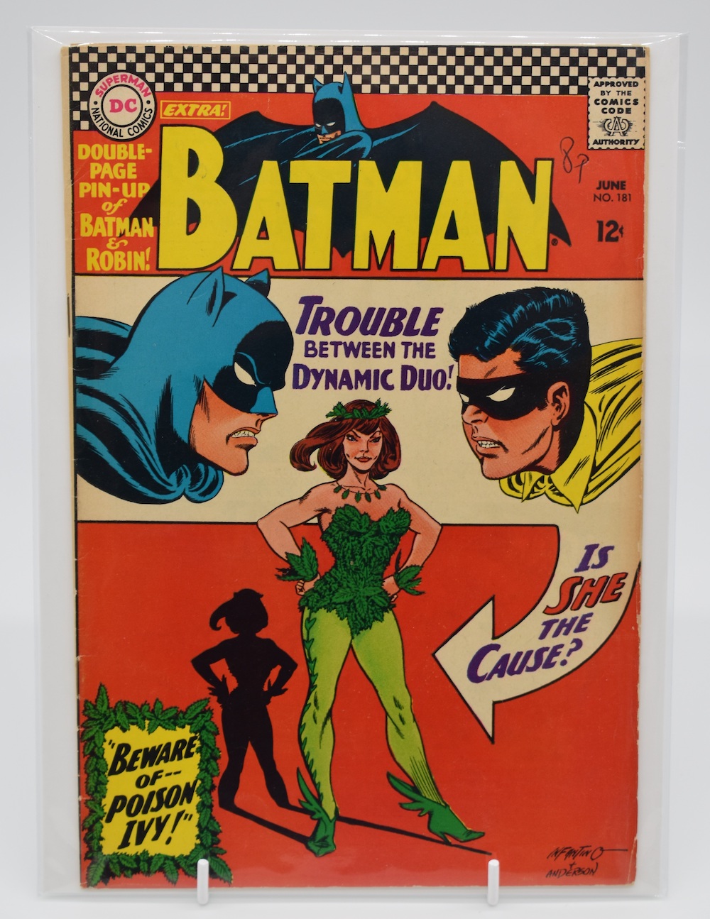 Batman Issue #181 By DC Comics 1St Appearance Of Poison Ivy With Pin Up, June 1966 HAMMER Ś550