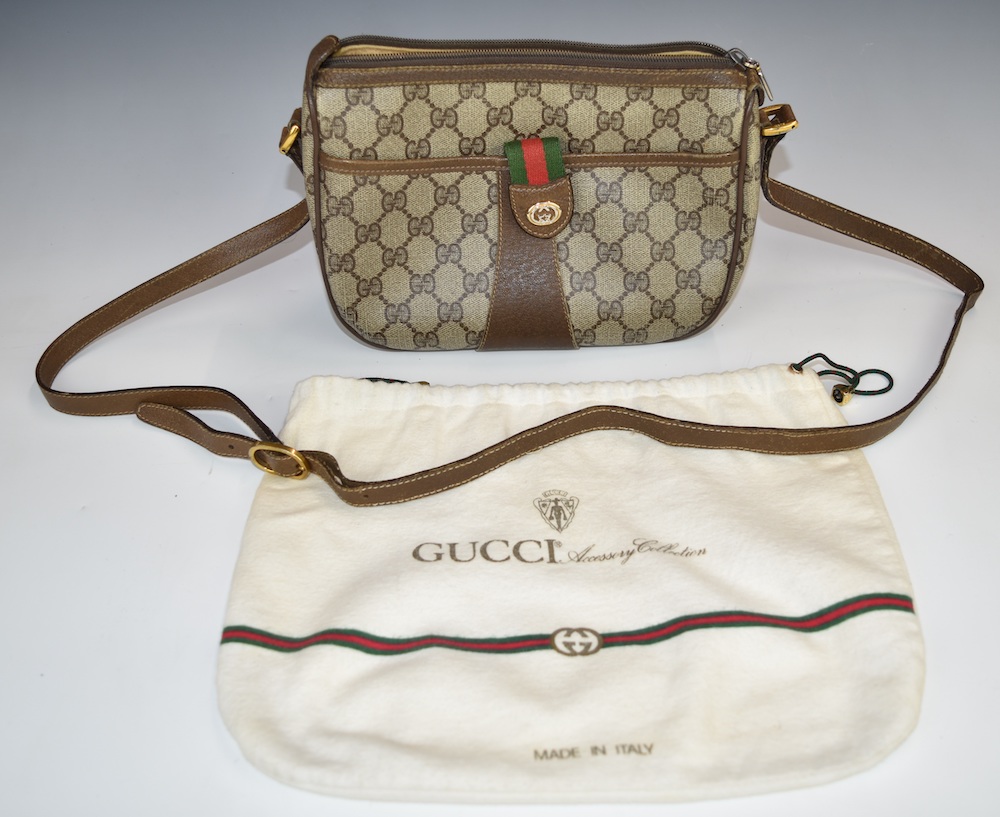 Vintage Gucci Ophidia Ladies Shoulder Bag, In Soft Carry Bag, Sold Ś300