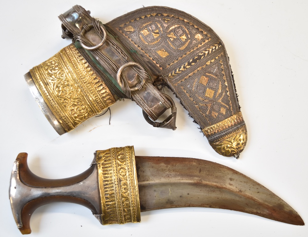 Middle Eastern Jambiya Dagger With Rhino Horn Handle. Sold For £4,800